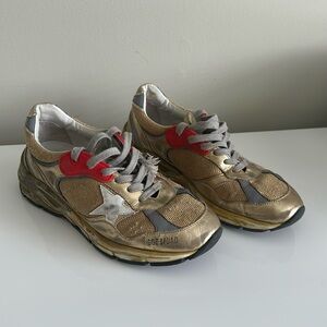 Golden Goose Dad Star Gold with White Star size 40